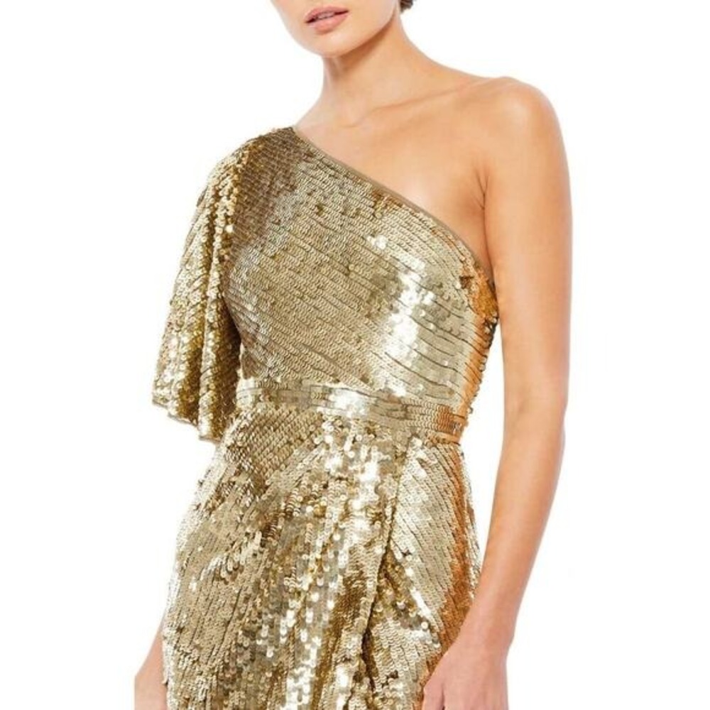 NWT Mac Duggal #93540 Gold Embellished Cap Sleeve Cowl Neck Trumpet Gown Size 4